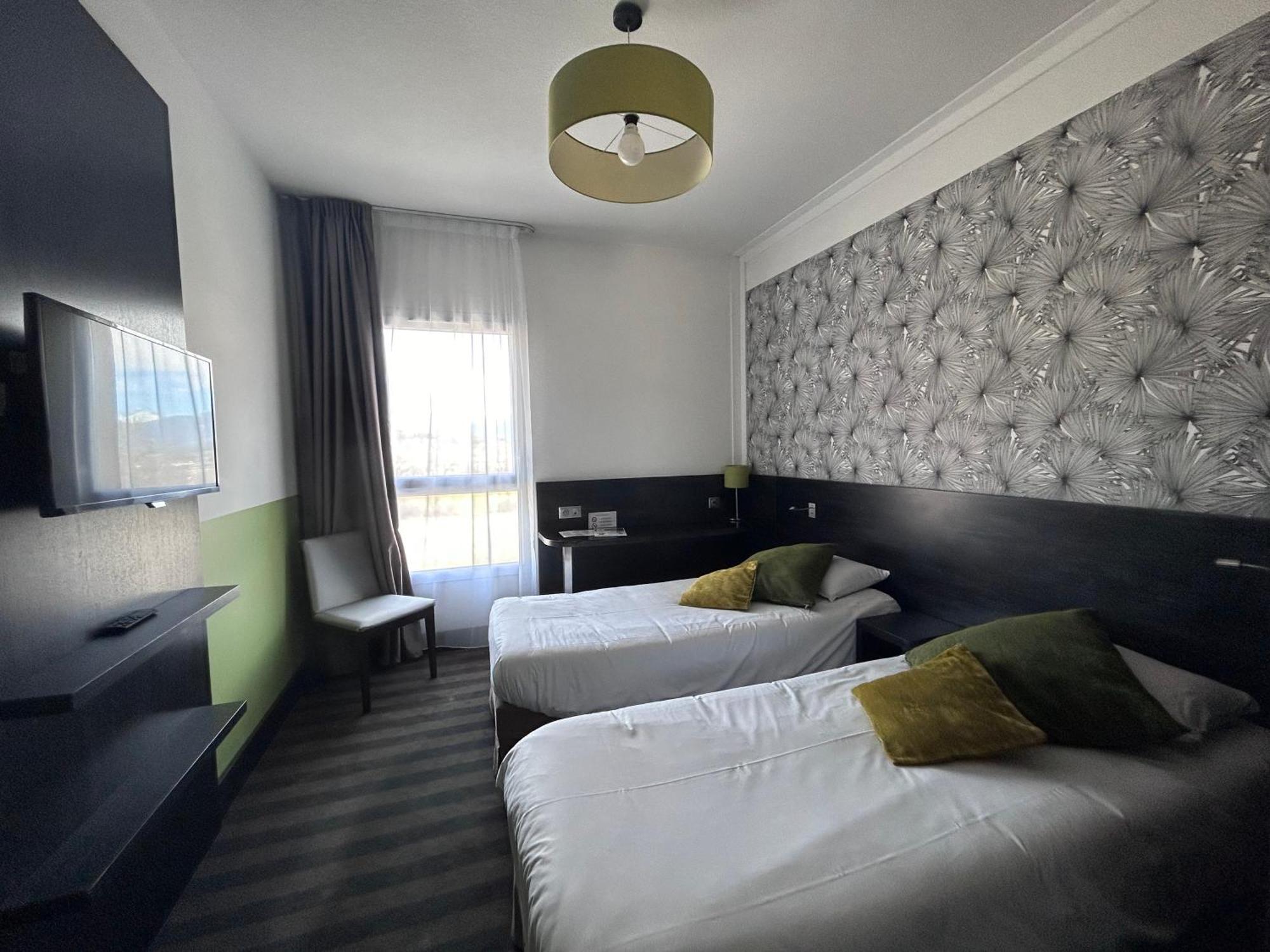 Ax Hotel Spa & Restaurant Chorges Luaran gambar