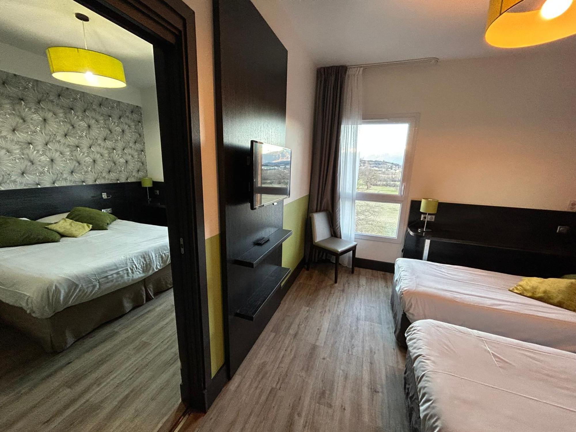 Ax Hotel Spa & Restaurant Chorges Luaran gambar