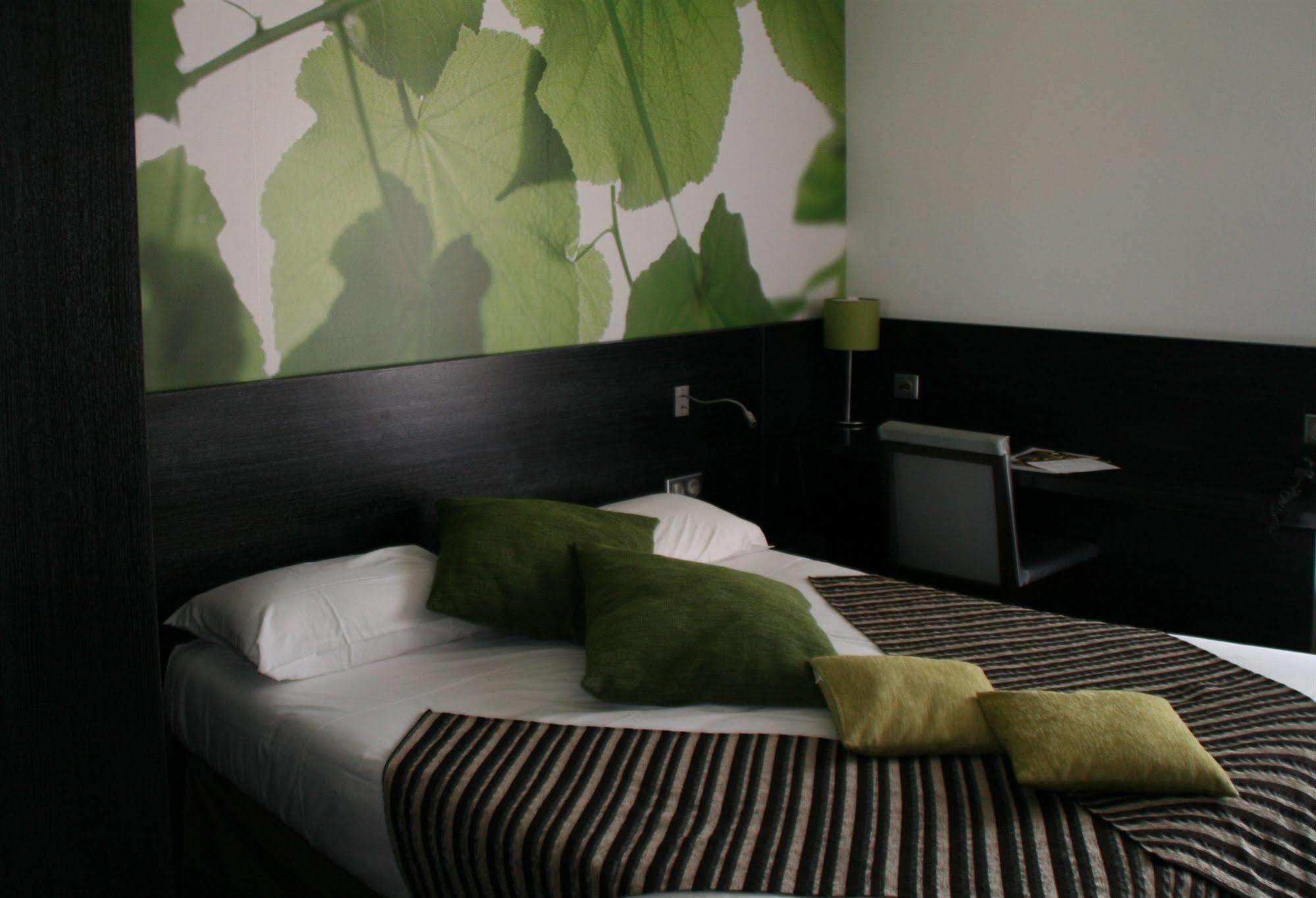 Ax Hotel Spa & Restaurant Chorges Luaran gambar