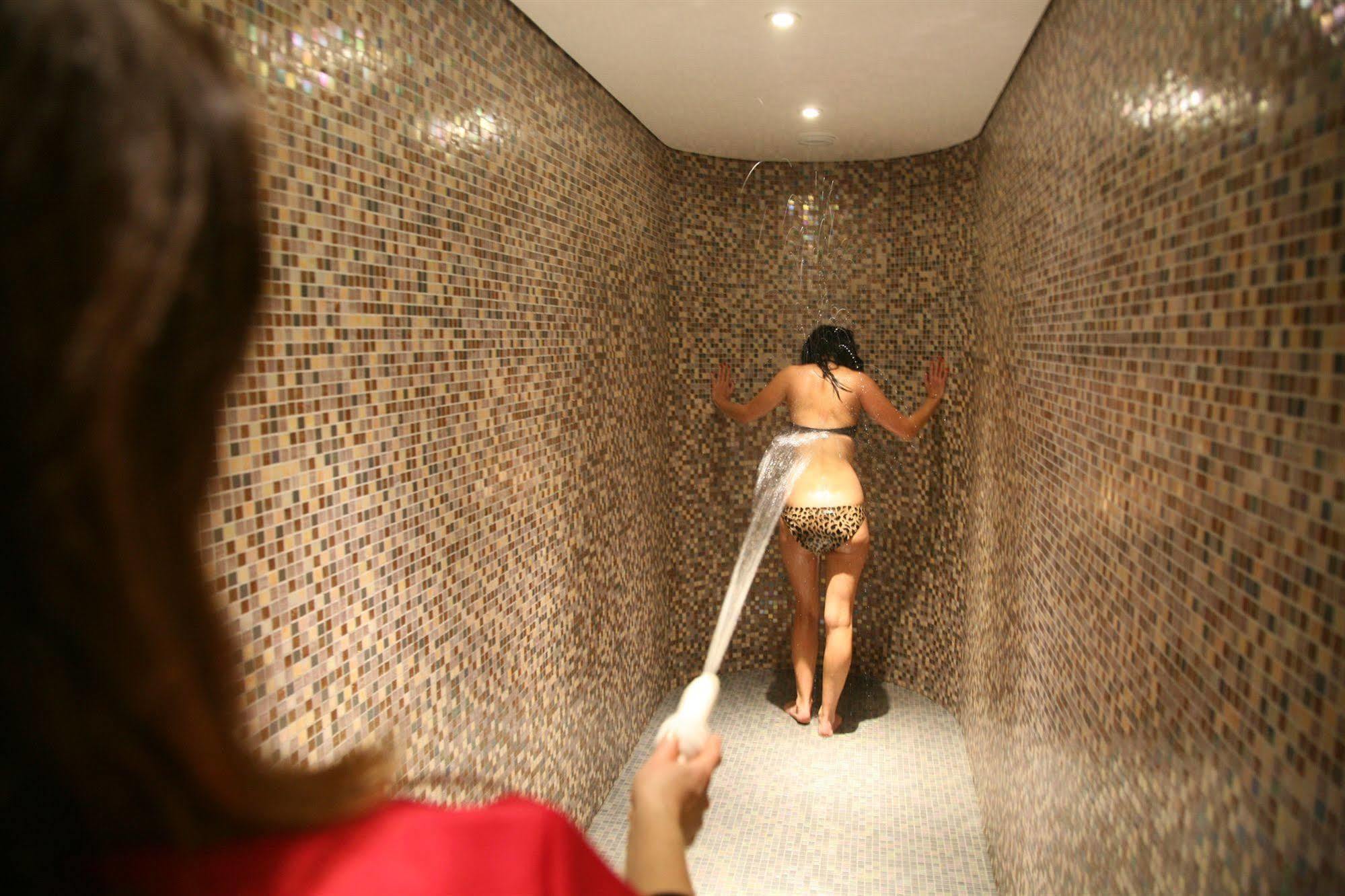 Ax Hotel Spa & Restaurant Chorges Luaran gambar