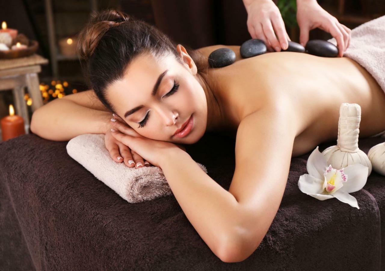 Ax Hotel Spa & Restaurant Chorges Luaran gambar
