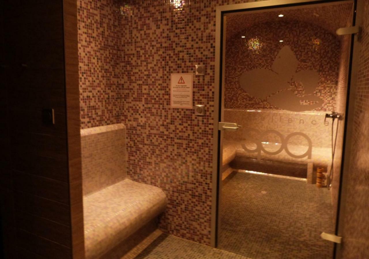 Ax Hotel Spa & Restaurant Chorges Luaran gambar